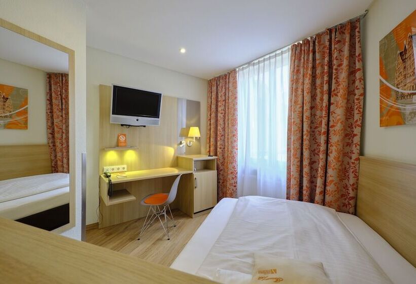 בית מלון כפרי Victoria Nürnberg