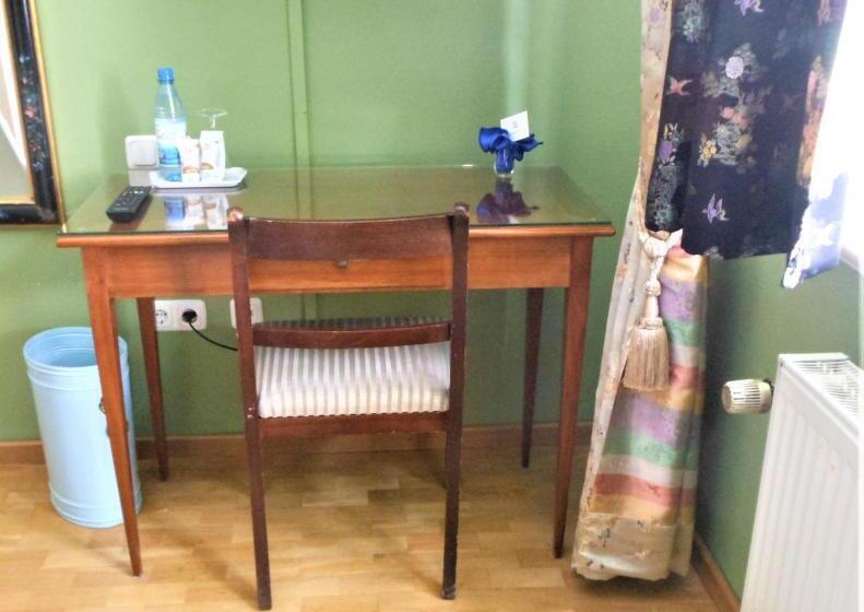 Отель Vier Jahreszeiten