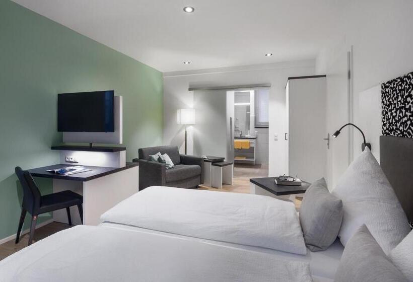 Wirtshaus & Hotel Goldener Greif