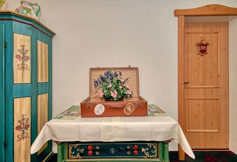 ホテル Wittelsbach Oberammergau