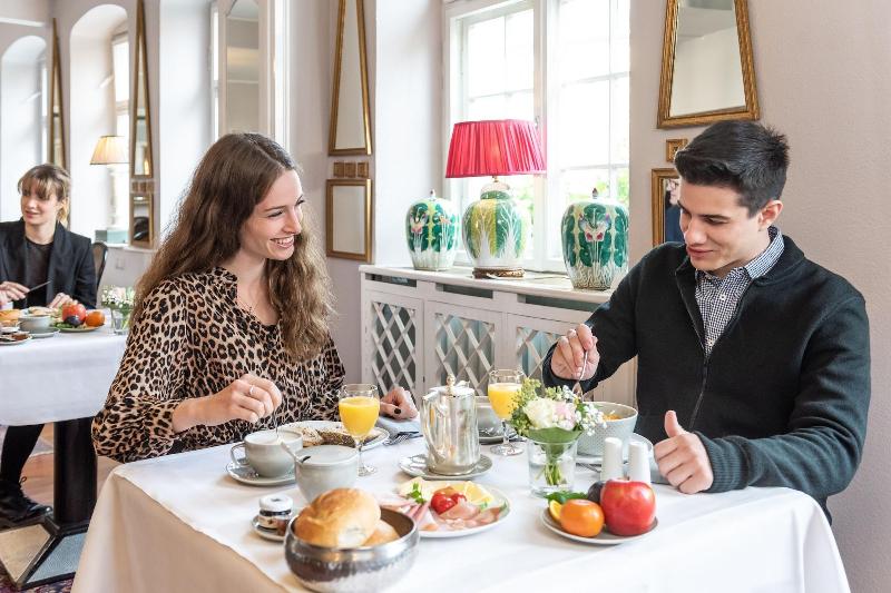 호텔 Wurzburger Hof