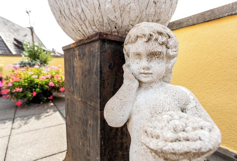 호텔 Wurzburger Hof