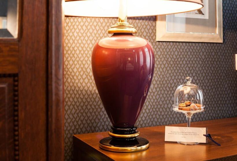 호텔 Wurzburger Hof