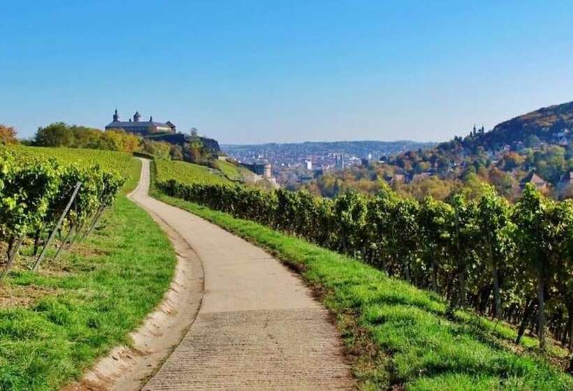 호텔 Wurzburger Hof