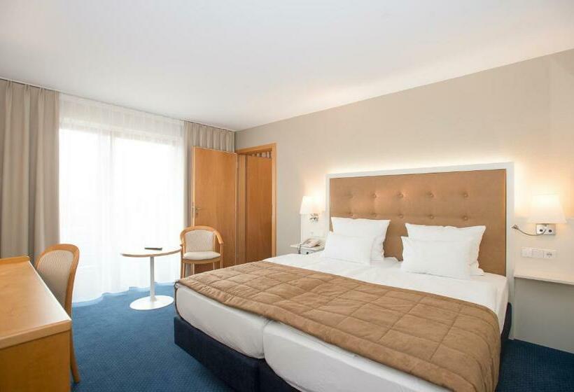 فندق Zettler Günzburg