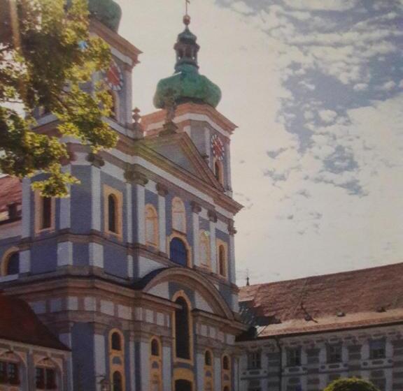 호텔 Zrenners Garni