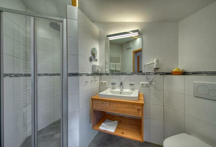 호텔 Kur Und Ferien Alpenhof