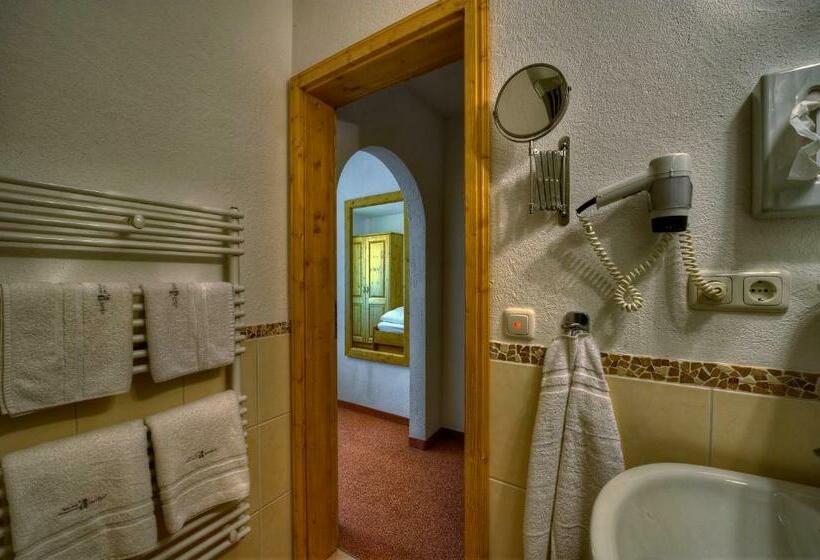 호텔 Kur Und Ferien Alpenhof