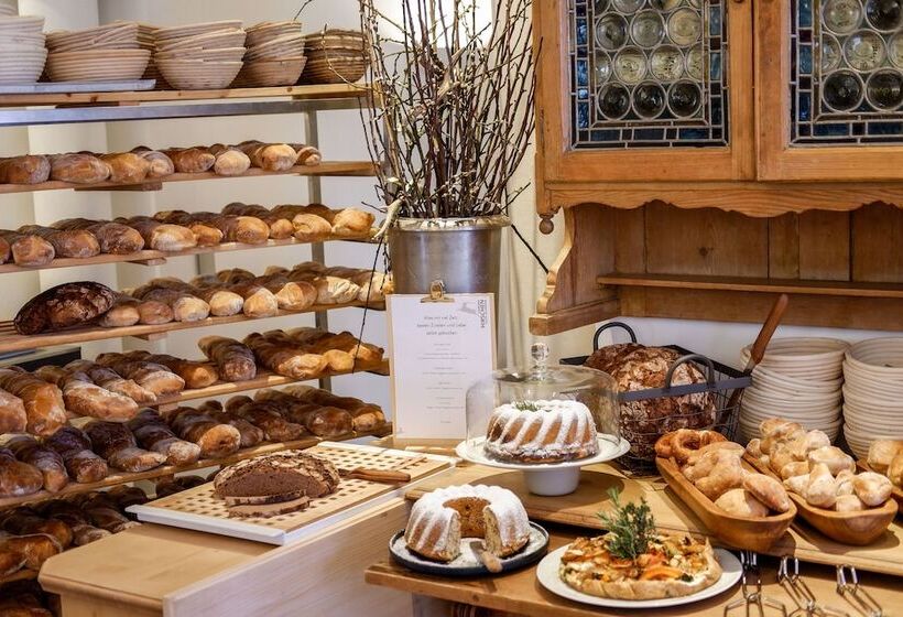 Romantik Hotel Hirschen