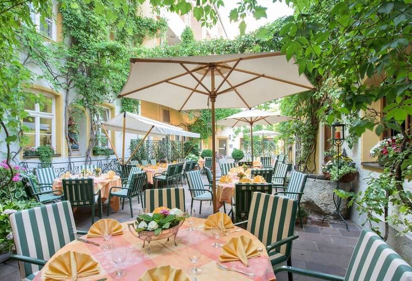 Romantik Hotel Zur Post