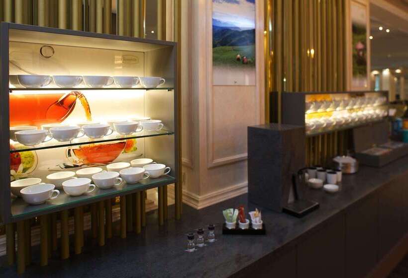 Steigenberger Hotel Der Sonnenhof