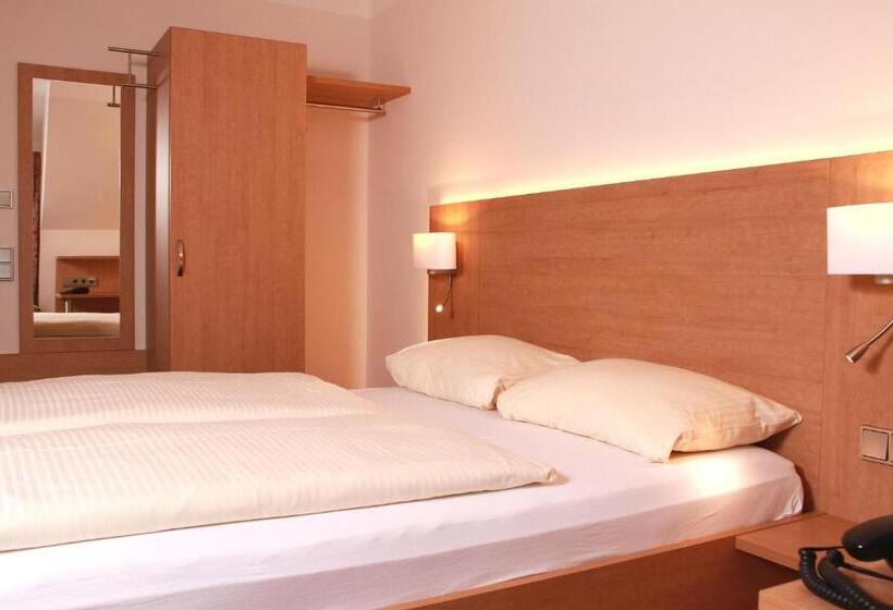 فندق Goldenes Fass In Rothenburg Ob Der Tauber