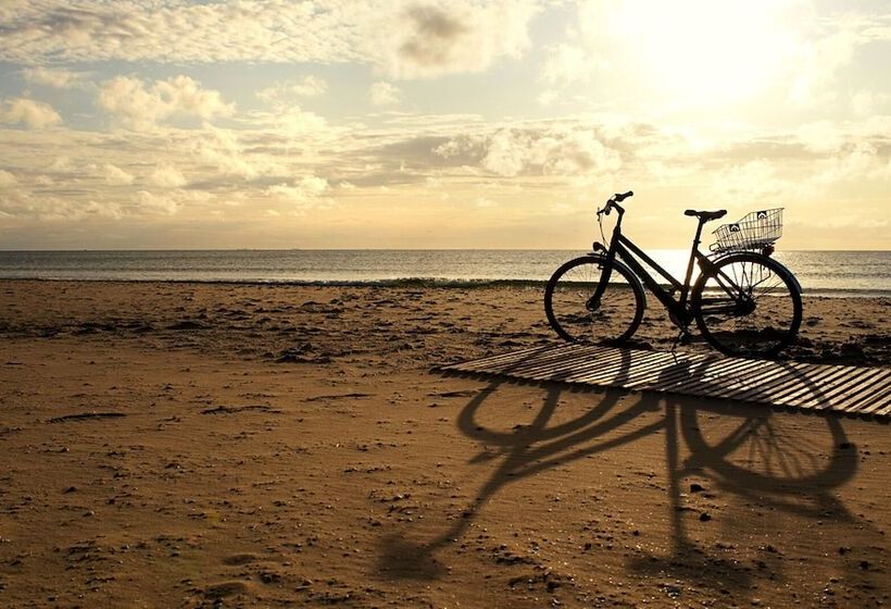 ホテル Aalbæk Bade