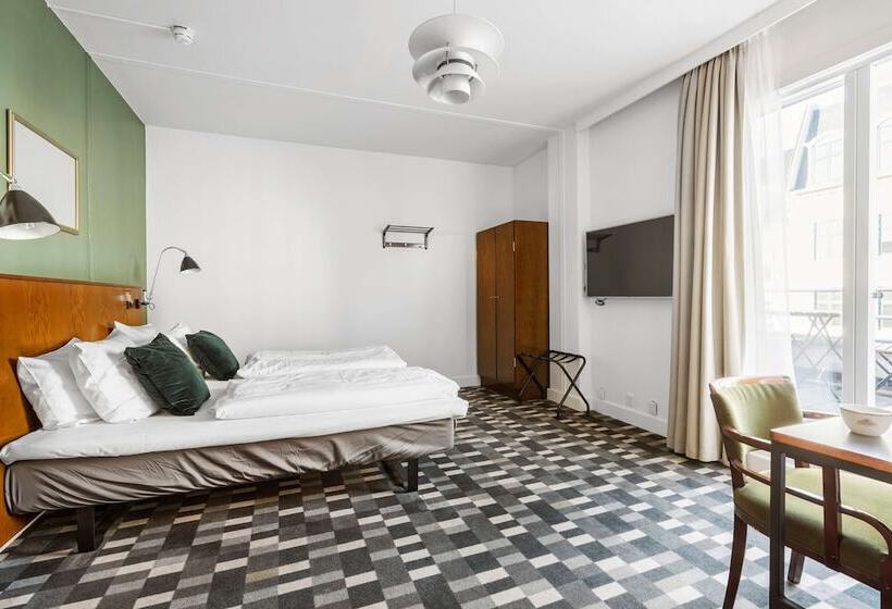 ホテル Astoria, Best Western Signature Collection