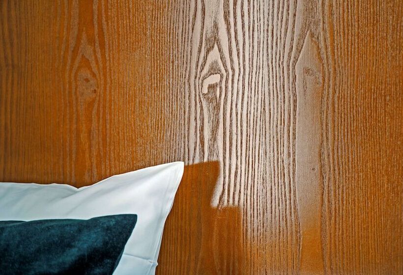 ホテル Astoria, Best Western Signature Collection