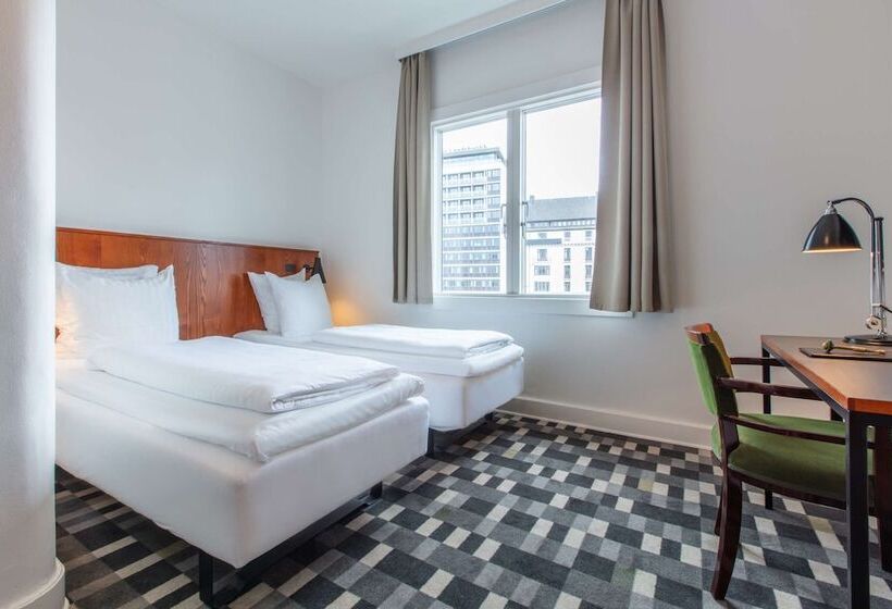 ホテル Astoria, Best Western Signature Collection