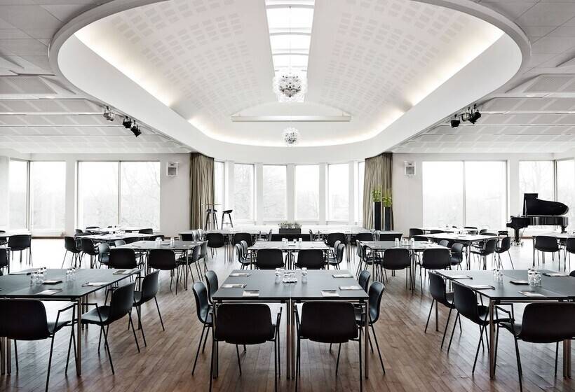 فندق Comwell Hvide Hus Aalborg