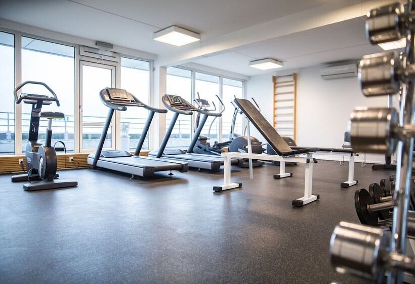 Отель Comwell Hvide Hus Aalborg