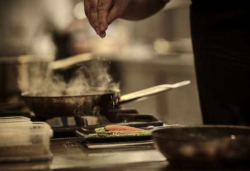 هتل Comwell Køge Strand