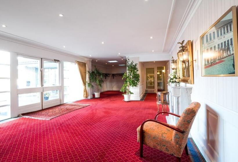 בית מלון כפרי Den Gamle Grænsekro Inn