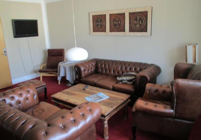 בית מלון כפרי Den Gamle Grænsekro Inn