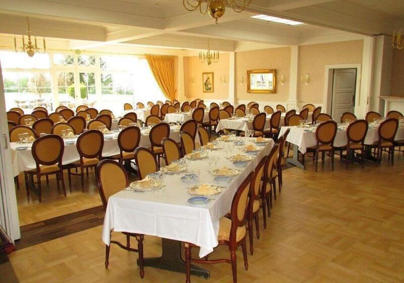 בית מלון כפרי Den Gamle Grænsekro Inn