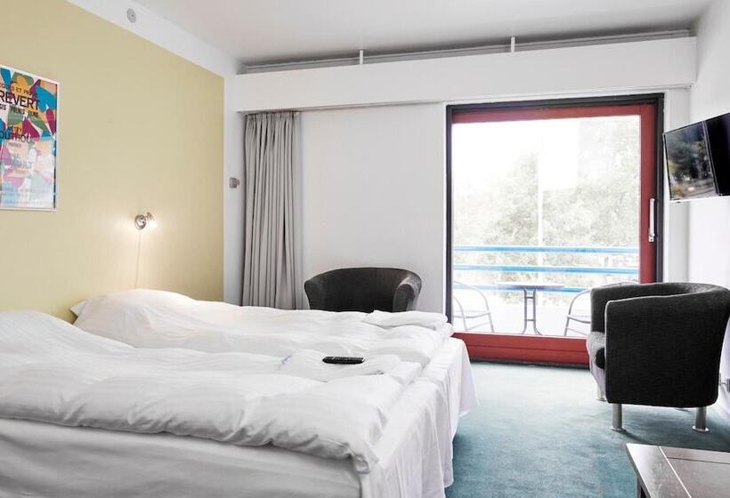 هتل Ebeltoft Park B & B