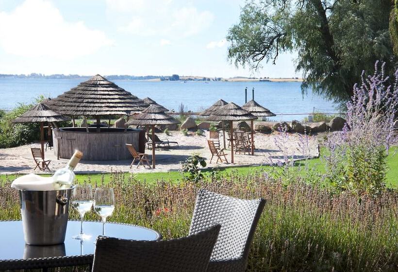 Отель Faaborg Fjord