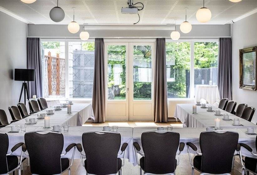 ホテル Fredensborg Store Kro