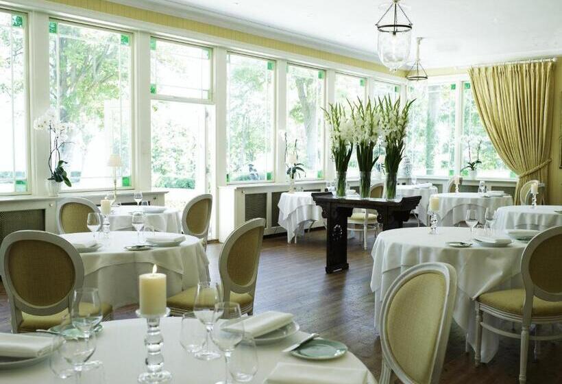 هتل Frederiksminde