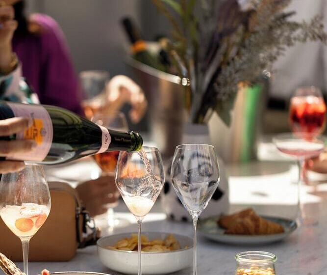 בית מלון כפרי Grand Joanne