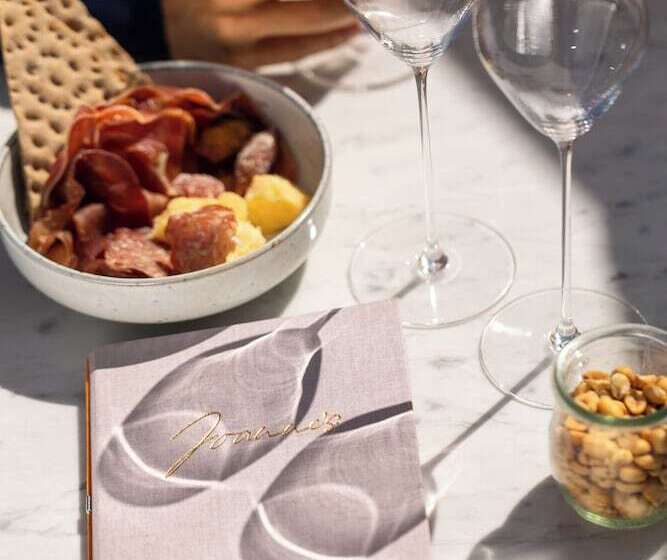 בית מלון כפרי Grand Joanne