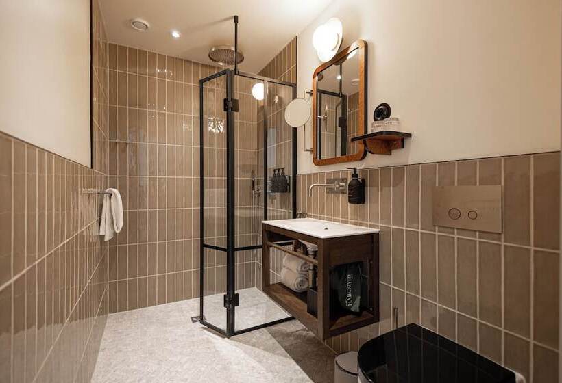 בית מלון כפרי Grand Joanne