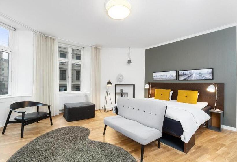 בית מלון כפרי Ibsens