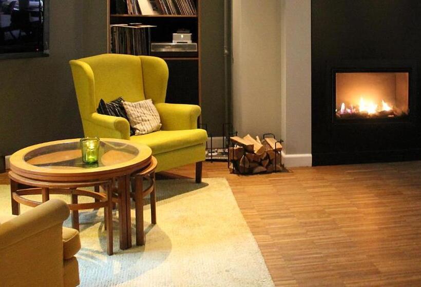 בית מלון כפרי Ibsens