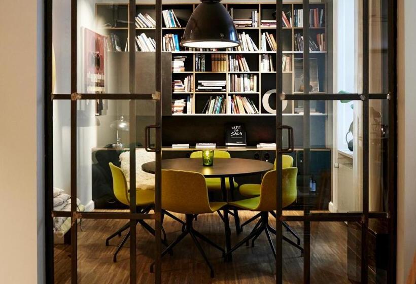 בית מלון כפרי Ibsens