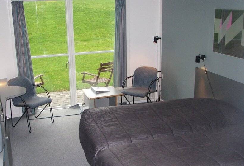 Отель Løgstør Park