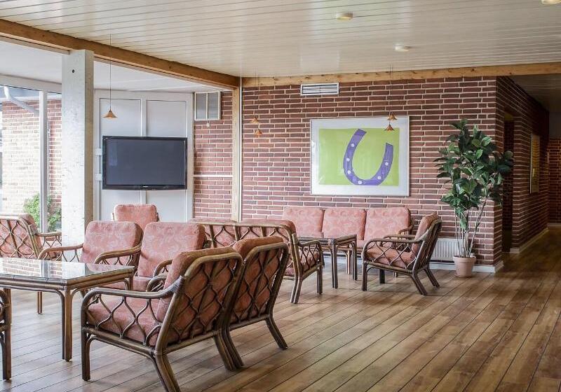 فندق Lynggaarden