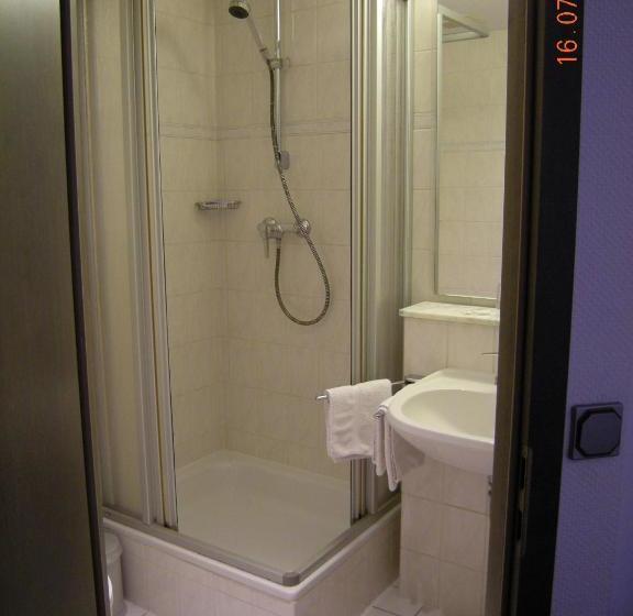 فندق Merkur Garni