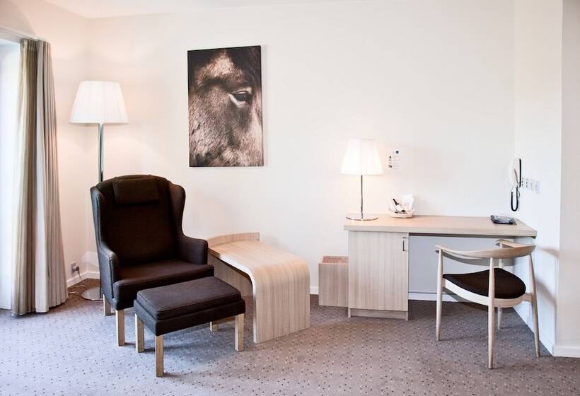 Montra Hotel Sabro Kro