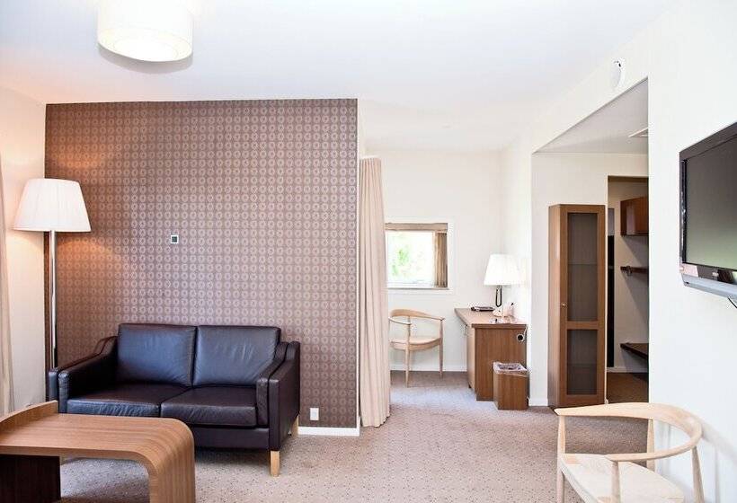 Montra Hotel Sabro Kro