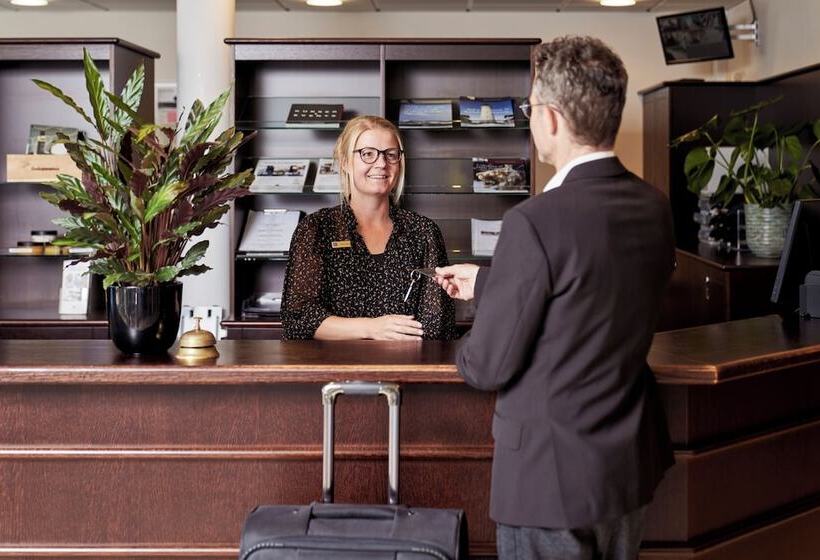 Montra Hotel Sabro Kro