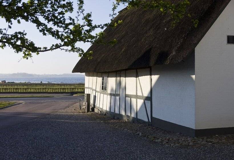 בית מלון כפרי Munkebo Kro &