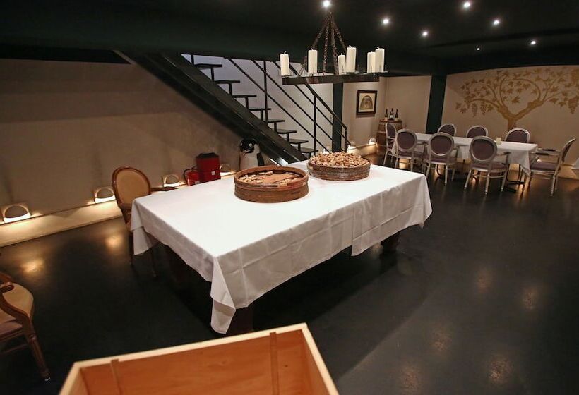 בית מלון כפרי Munkebo Kro &