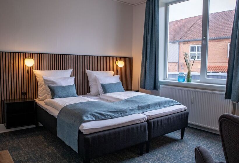 Отель Phønix Hjørring