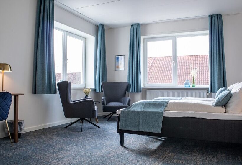 Отель Phønix Hjørring