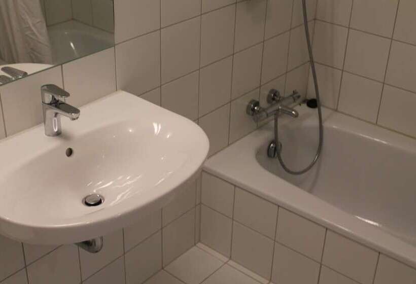 Møn Golf Resort   Hotel Præstekilde