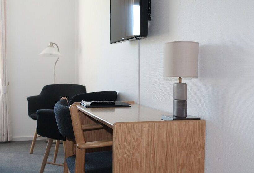 Møn Golf Resort   Hotel Præstekilde