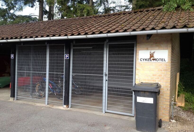 בית מלון כפרי Rold Storkro