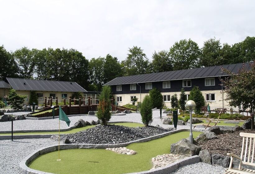 فندق Rold Storkro